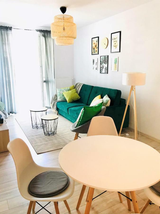 Pineapple Apartment Kolobrzeg Exterior photo